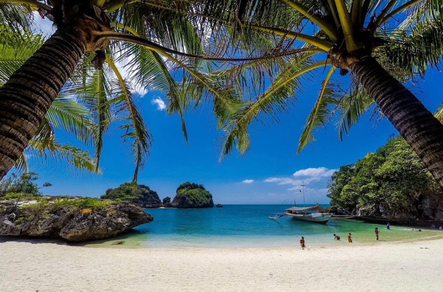 Tatlong Pulo Beach, Philippines , Philippines
